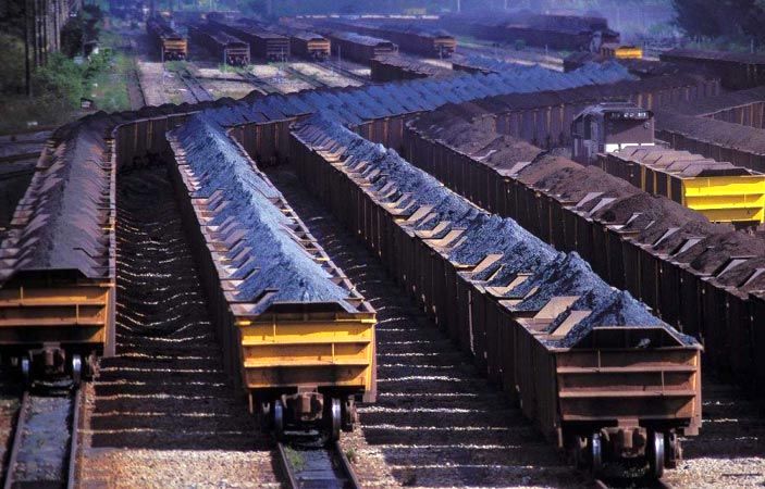 چین در راس تجارت سنگآهن باقی میماند