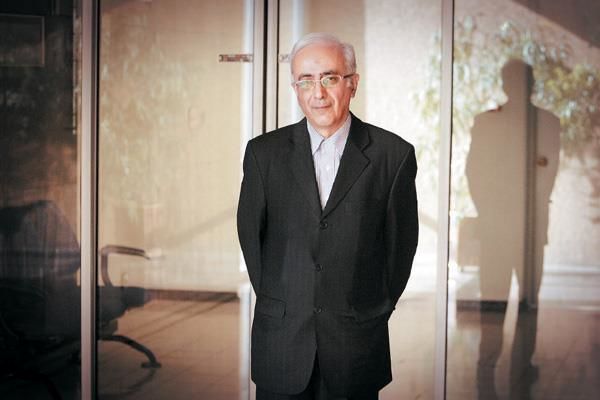 اصلاحات گسترده می‌خواهیم/صاحبان قدرت تعهد بدهند