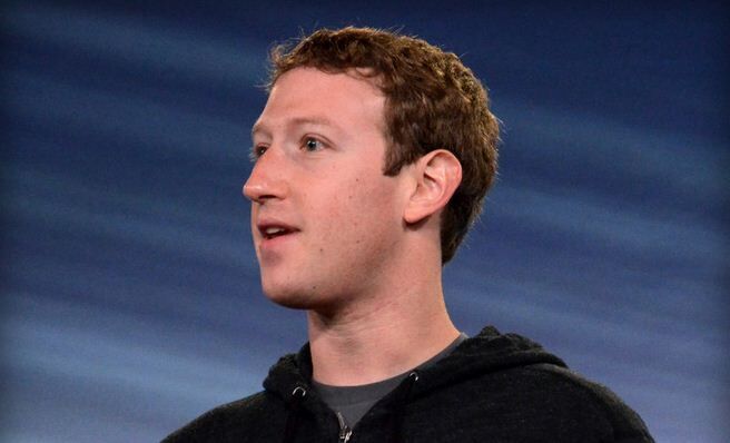 چرا مسنجر از فیس بوک جدا شد؟