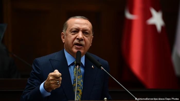 اردوغان: عملیات نظامی در شرق فرات به زودی آغاز می‌شود
