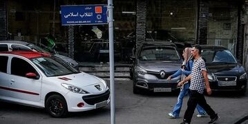 خداحافظی با خودروی اقتصادی؛ ۲۰۷ سه‌ میلیاردی شد، مونتاژی‌ها به ۹ میلیارد تومان رسیدند | قیمت‌ها بالا رفت، خریداران عقب نشستند