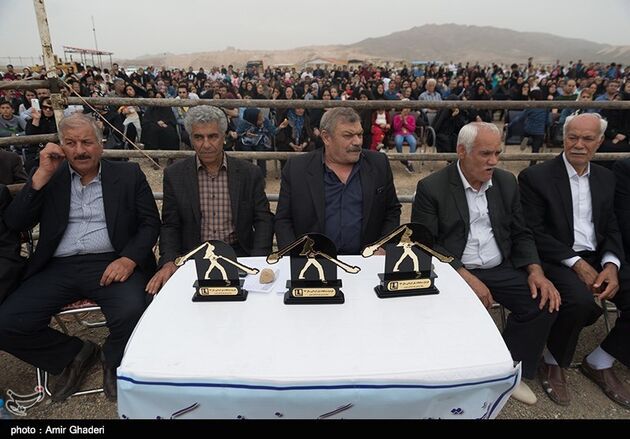 آیین بیل گردانی در شهرستان نیم ور