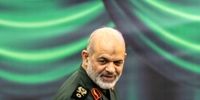 تصویری از حضور سردار وحیدی در مراسم تشییع رهبر انقلاب