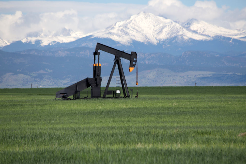 بازار نفت تحت‌الشعاع گمانه‌زنی‌ها درباره نشست تولیدکنندگان/ نفت آمریکا 42 دلار