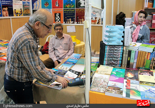 میهمانان کوچک بانکی در غرفه‌های کتاب(گزارش تصویری)