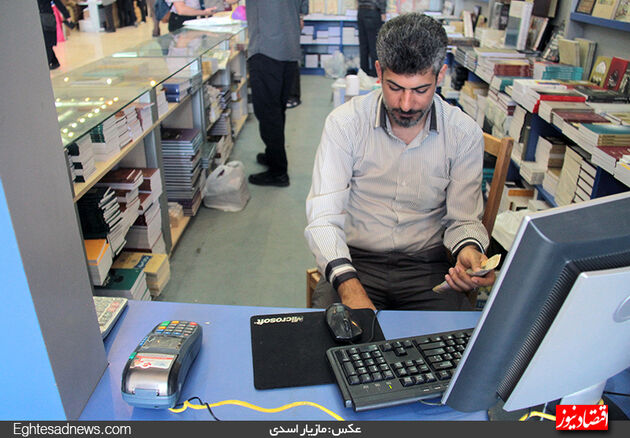 میهمانان کوچک بانکی در غرفه‌های کتاب(گزارش تصویری)