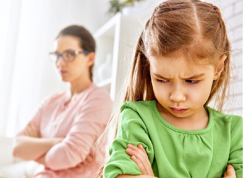 با کودک بد دهن چطور رفتار کنیم؟