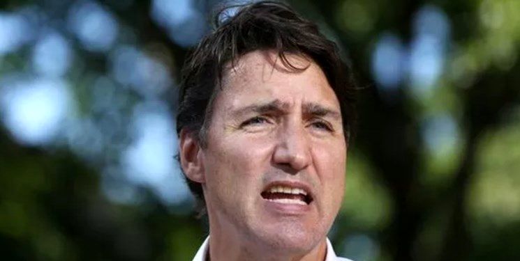 پرتاب سنگ به نخست وزیر کانادا/ ترودو واکنش نشان داد