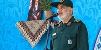 سردار سلامی: فقر و فحشا وعده شیطان است/ با جوانان فریب‌خورده شمشیر بر ‌دشمن می‌کشیم