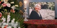 چهره اندوهگین لیلا حاتمی در مراسم ختم مادر علی مصفا+عکس