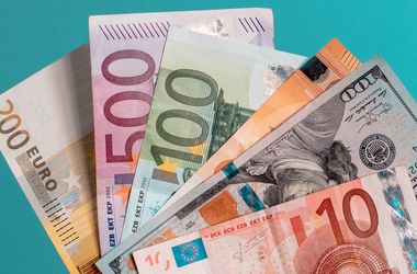 قیمت دلار و یورو در صرافی ملی امروز چهارشنبه ۱۰ دی1404/افزایش قیمت دلار و یورو 