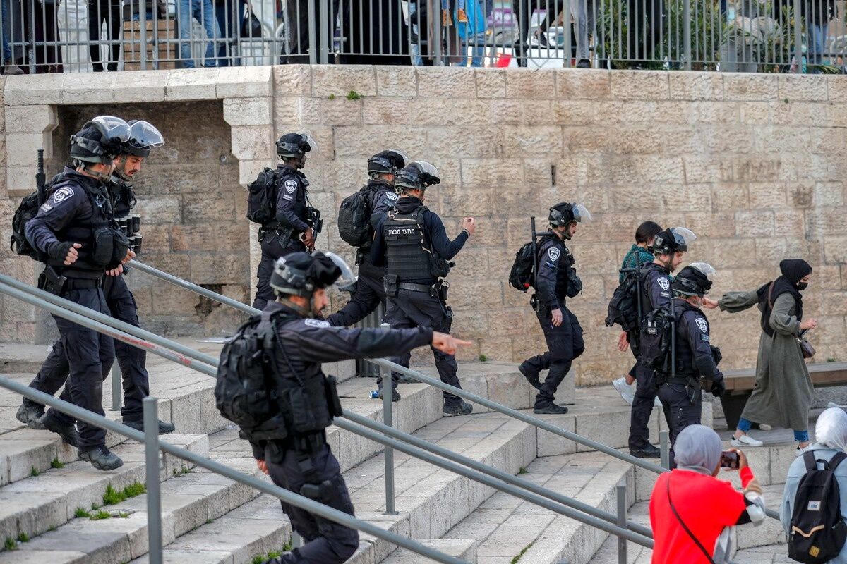 پلیس اسرائیل به حالت آماده باش درآمد / حلقه امنیتی گسترده در کرانه باختری