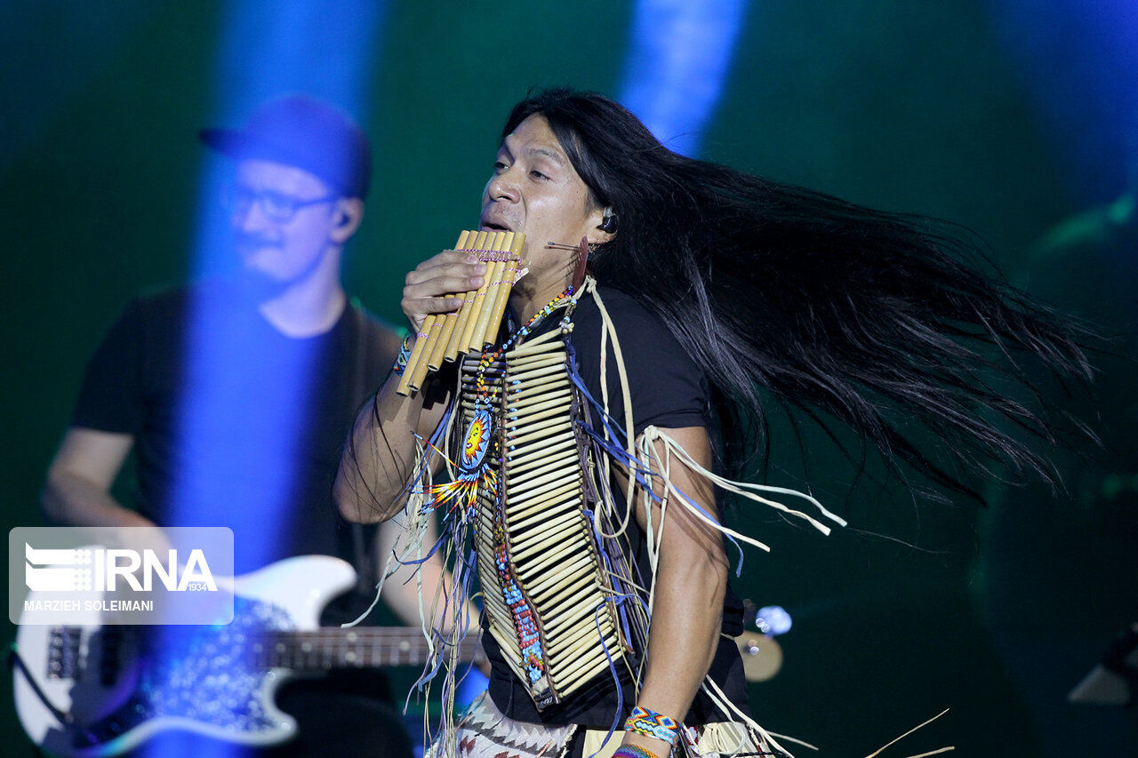 تصاویری از کنسرت «لئو روخاس» درسالن وزارت کشور