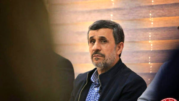 با محمود احمدی نژاد برخورد شود /او قصد کاندیداتوری در 1400 را دارد
