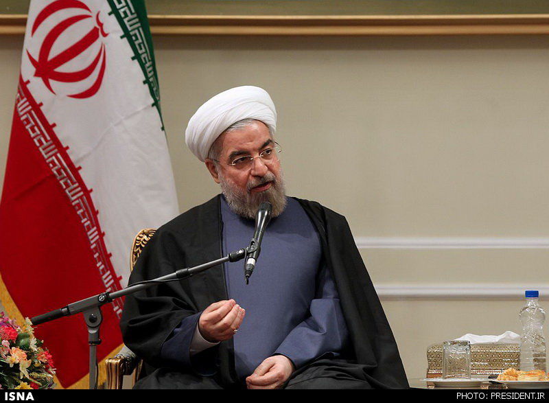 روحانی: دولت نباید مسکن ساز باشد/  دولت برای آبادانی سواحل جنوب برنامه ریزی می کند