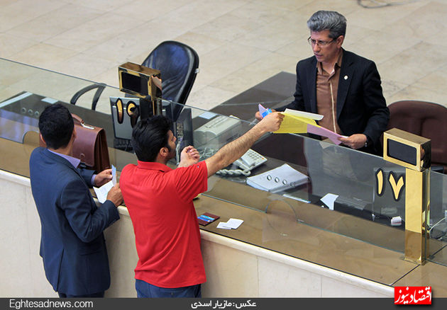 فعالیت روزانه بانکی در بازار به روایت تصویر