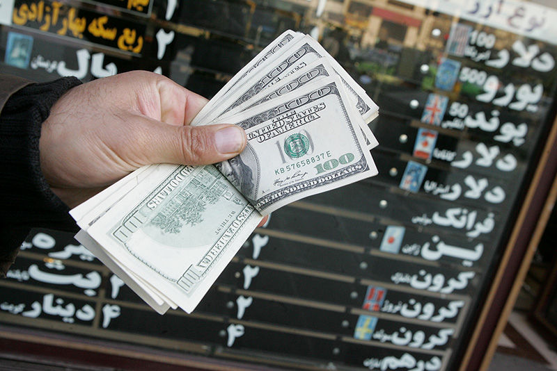 پیش بینی قیمت دلار بعد از ممنوعیت خریدوفروش ارز در خیابان