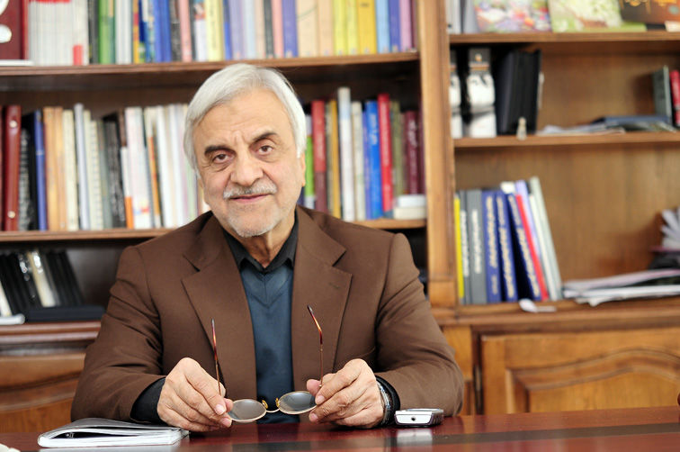 کالبدشکافی ریشه های فساد در ورزش/ «ورزش فاسد» زاییده «جامعه فاسد»/ چرا دولت پای خود را از ورزش بیرون نمی کشد؟