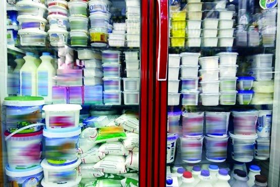 نوسان به بازار لبنیات رسید / ماست و پنیر هر روز گران‌تر می‌شود