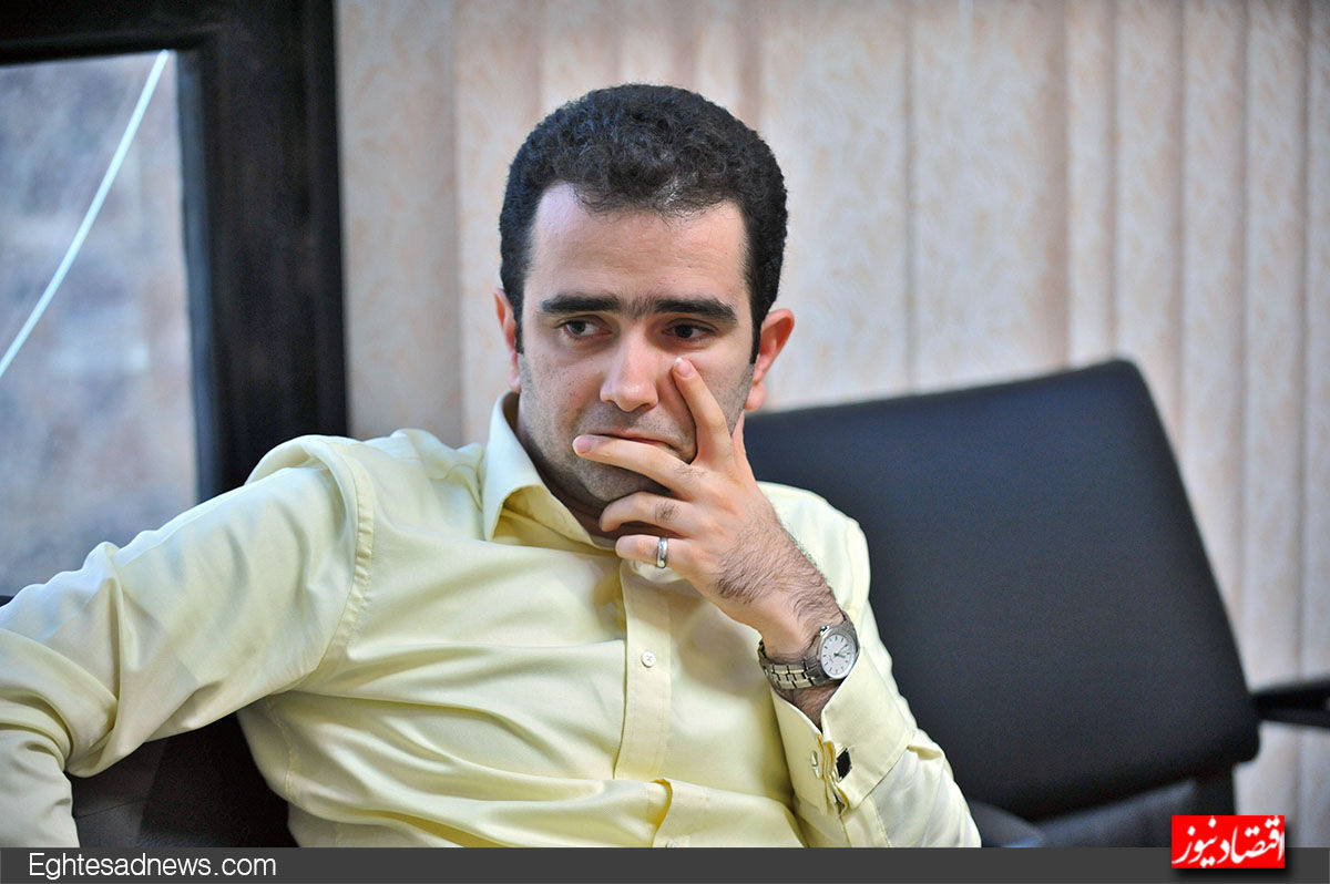 چرا دامنه گلایه از افزایش نیافتن وام ازدواج به نماز جمعه کشیده شد؟ / افزایش نیافتن وام ازدواج چه تبعات سیاسی برای دولت دارد؟