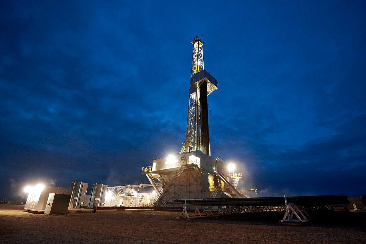 کاهش تعداد دکل‌های نفتی در آمریکا به رغم افزایش قیمت نفت