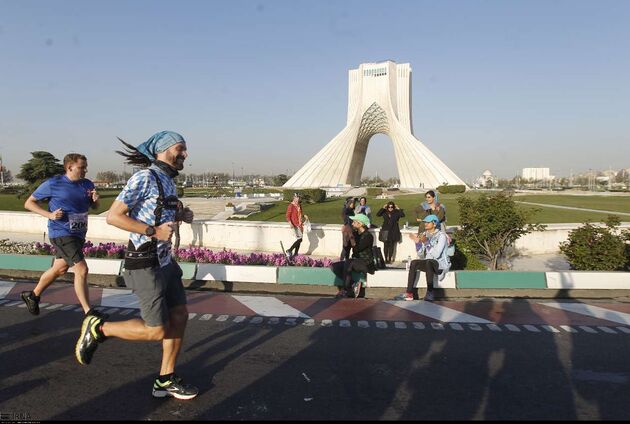 رقابت های بین المللی دو و میدانی تهران (پارس)