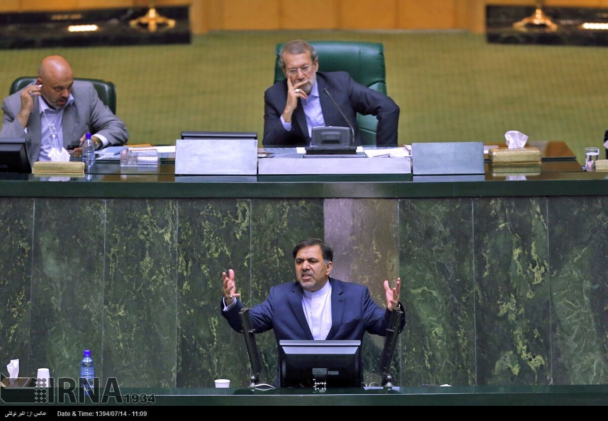 آخوندی در وزارت راه ابقا شد