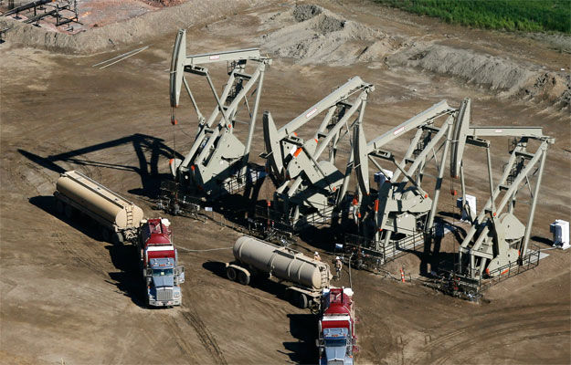 ثبات در بازار نفت/ نوسان برنت در محدوده 65 دلار