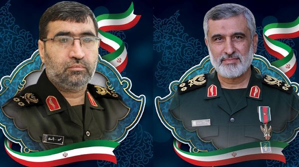 فیلمی دیده نشده از شوخی شهید باقری با سردار حاجی زاده درباره شلیک موشک های سجیل