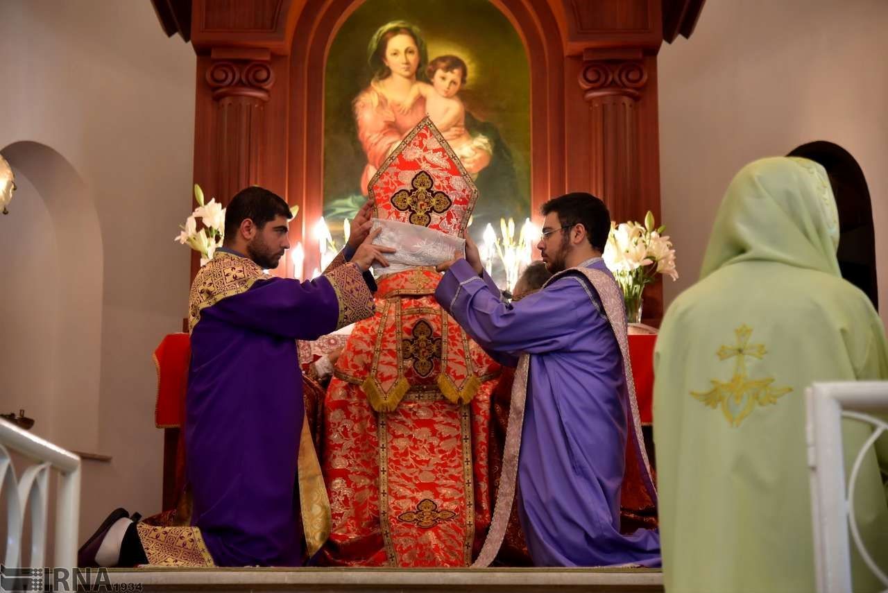 مراسم بزرگداشت گئورگ مقدس و عشاء ربانی در تهران به روایت تصویر 