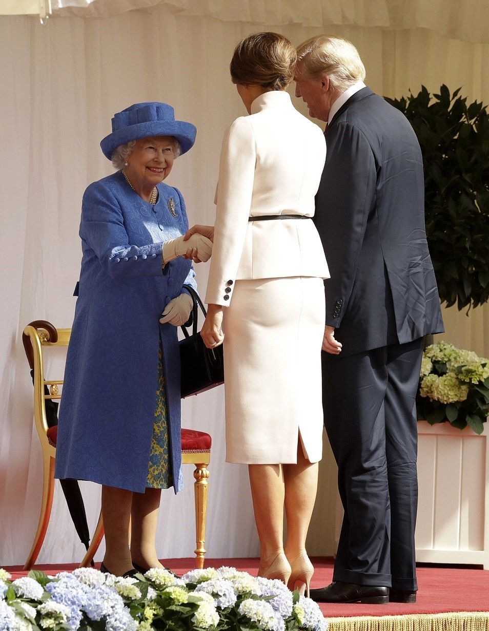 تصاویر دیدار دونالد ترامپ و ملانیا با ملکه الیزابت