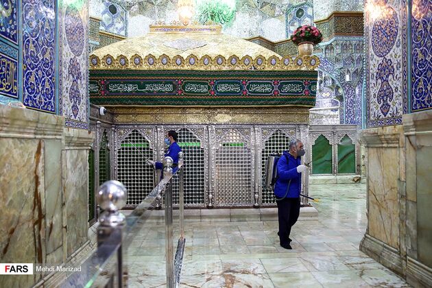 ضدعفونی کردن حرم حضرت فاطمه معصومه(س)