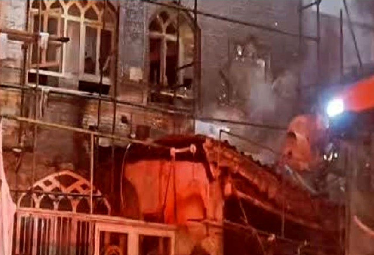 آتش‌سوزی در یک مسجد تاریخی در رشت 