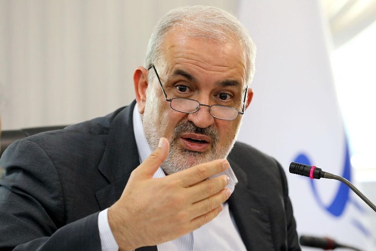 وزیر صمت ابرچالش اقتصاد ایران را مشخص کرد / نظام تک نرخی در ارز مشخص می شود؟