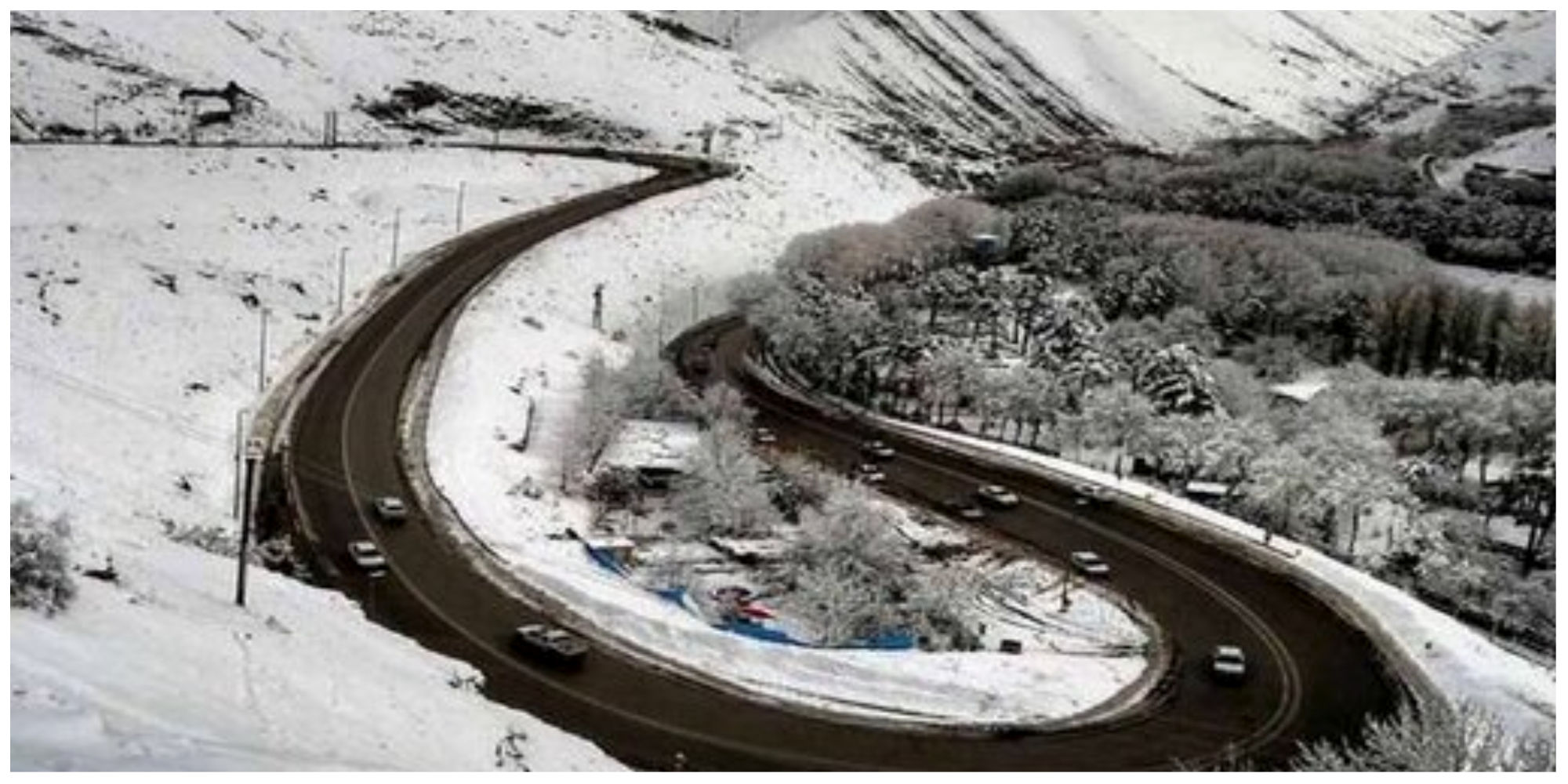 ترافیک سنگین در چالوس و هراز / بارش باران و برف در جاده های ۷ استان