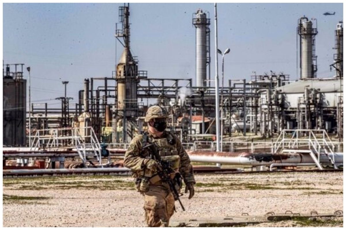 هجوم مجدد به میدان گازی کونیکو/ مقاومت عراق مواضع آمریکا را موشک‌باران کرد