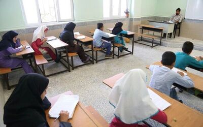  900 دانش آموز بازمانده از تحصیل شناسایی شدند 
 