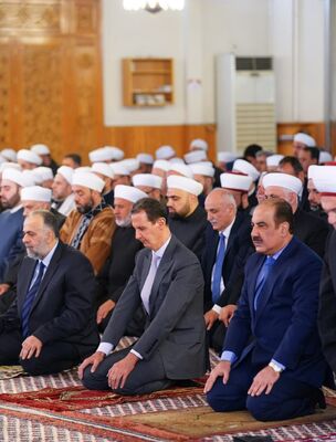  بشار اسد نماز عید سعید فطر را اقامه کرد+ عکس
