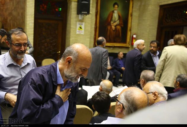 حضور اصلاح طلبان در مراسم ترحیم «عباس دوزدوزانی»