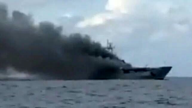 آتش سوزی کشتی خارجی در ساحل عسلویه+فیلم
