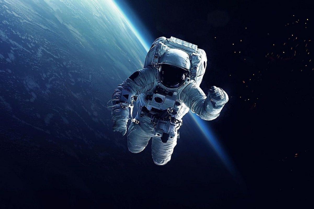 این فضانورد روس رکورددار بیشترین حضور در فضا شد + فیلم