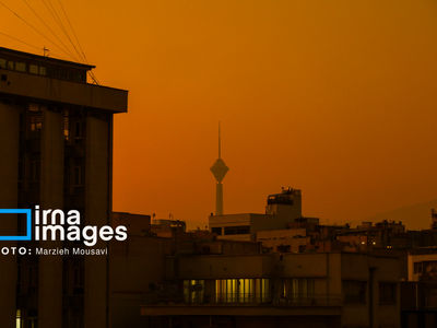 تصاویر| آسمان تهران در قبضه هوای نارنجی