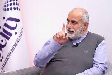 واکنش حسام الدین آشنا به توافق نامه مکه/ قواعد جنگ در منطقه تغییر می‌کند؟