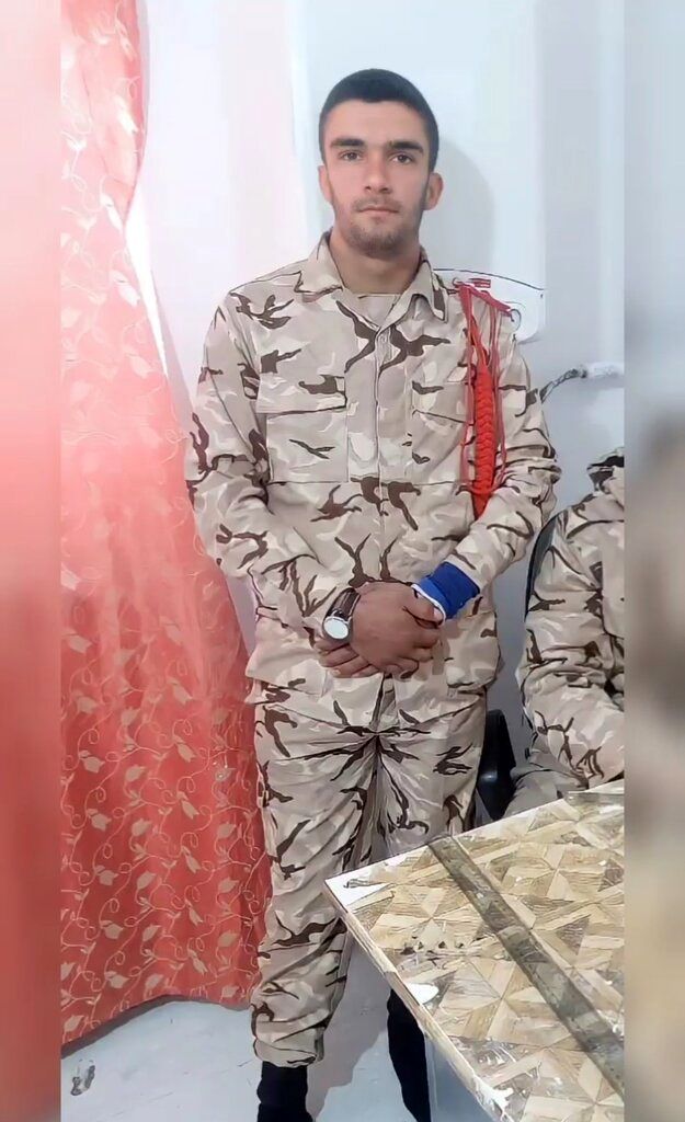 تصویر یکی از سربازان کشته شده در پادگانی در بوشهر