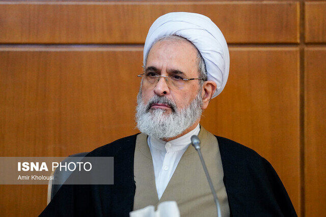 چه کسانی عضو شورای موقت رهبری هستند؟