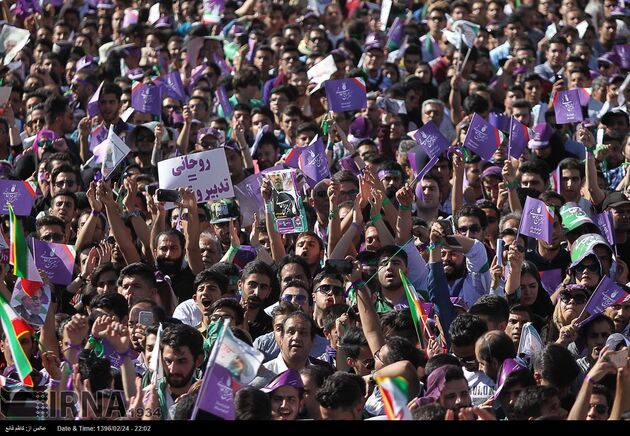 تصاویر سخنرانی حسن روحانی در میدان نقش جهان اصفهان