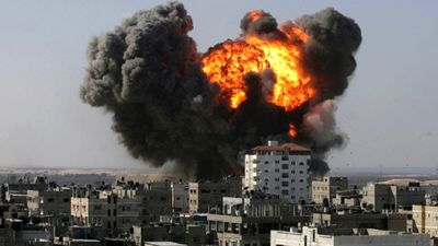 فوری/ چند انفجار مهیب حلب سوریه را لرزاند/ اسرائیل حملات را از سر گرفت؟