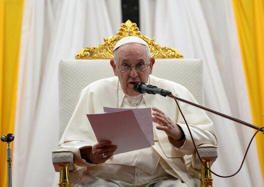 پاپ هشدار داد/  جهان درحال فروپاشی است