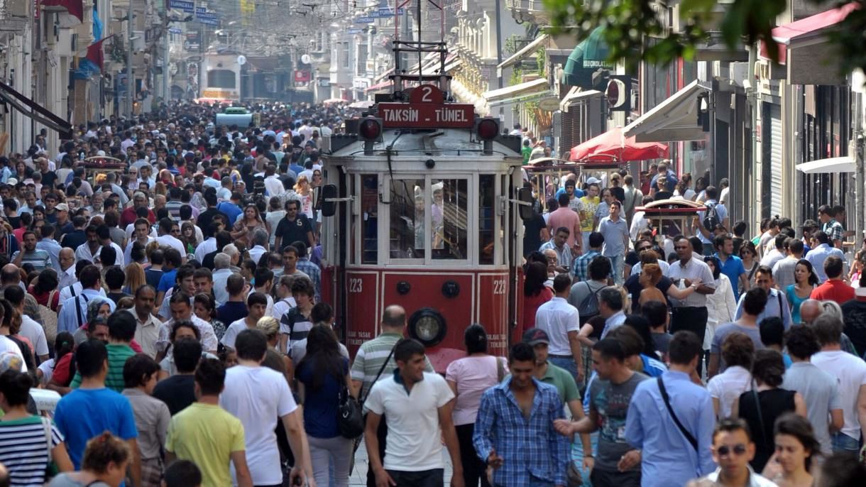 تعداد اتباع خارجی در ترکیه کاهشی شد/ جمعیت کشور رو به افزایش