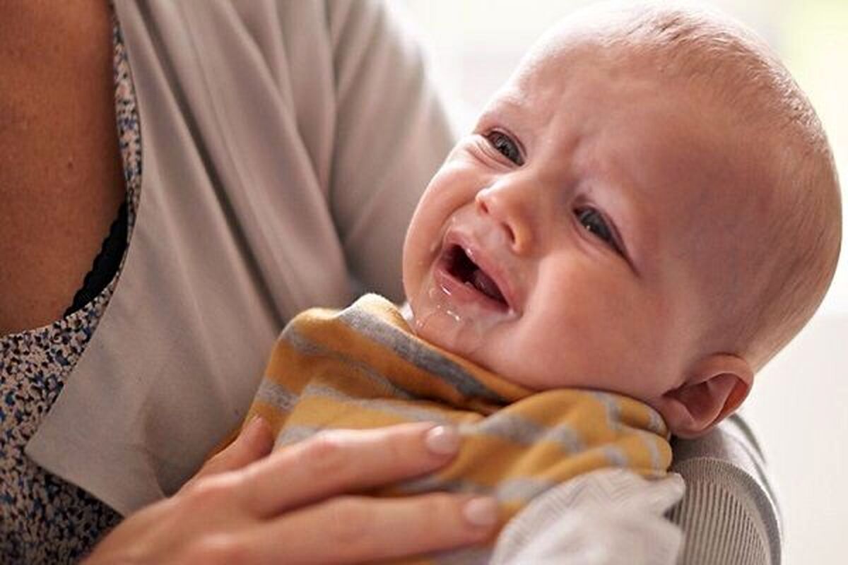 چرا نوزادان ایرانی رفلاکس دارند؟